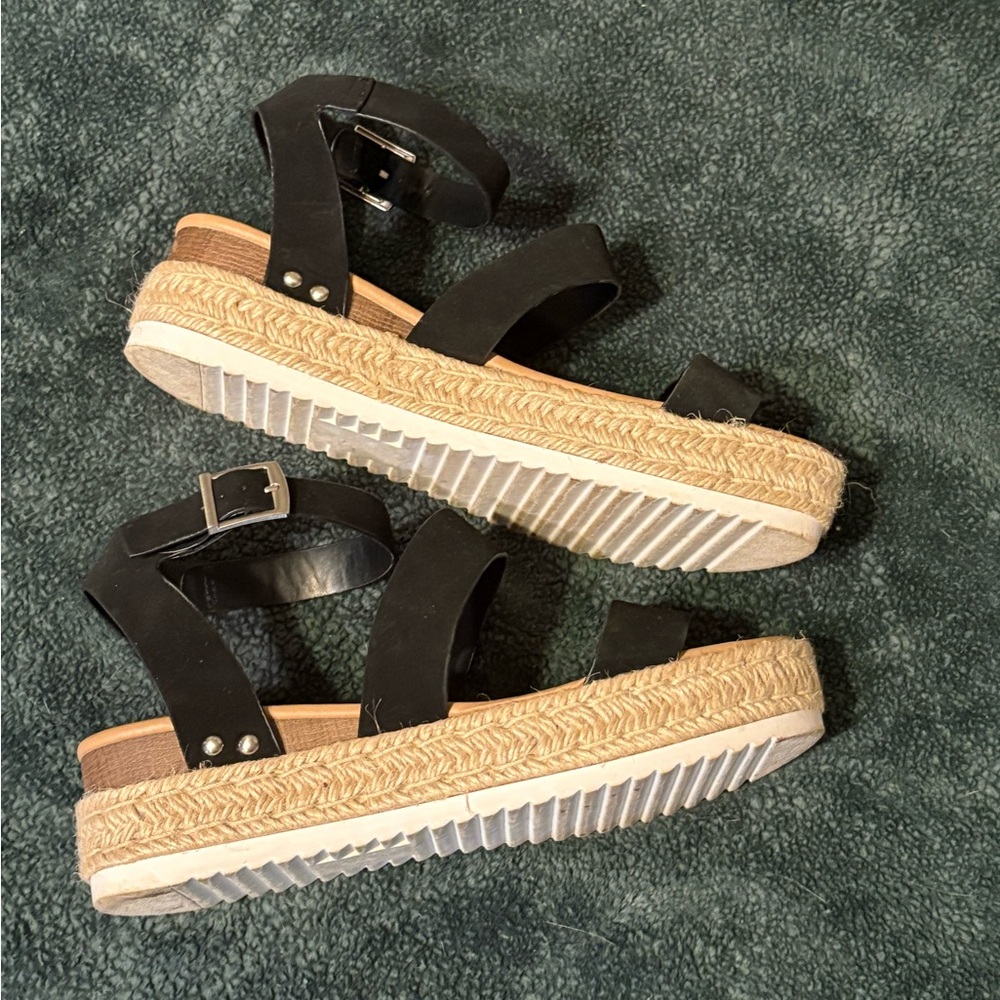 Black Platform Sandals